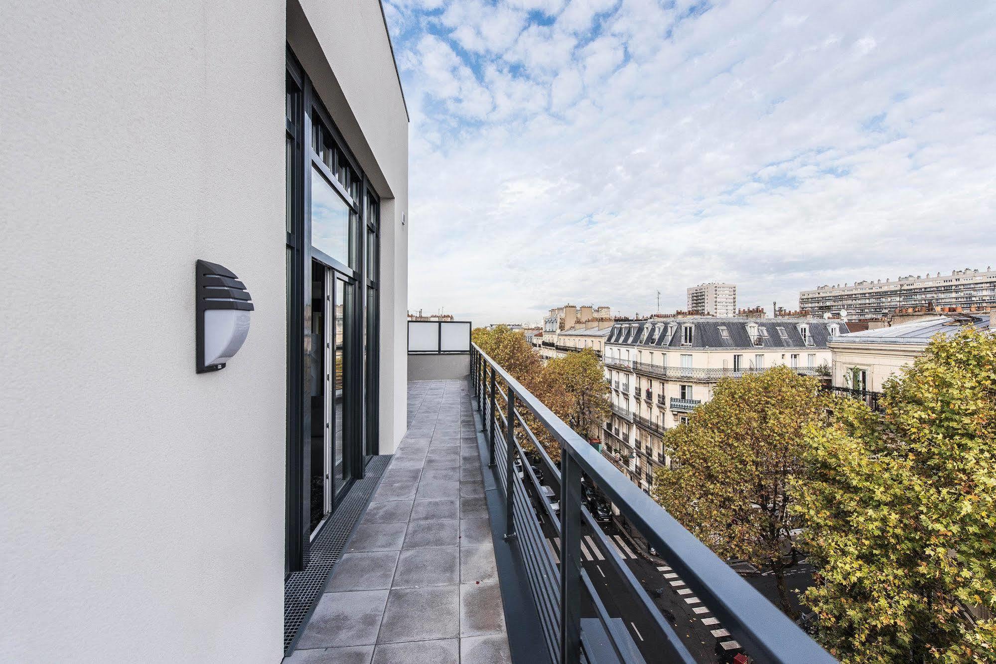 Les Appartements Paris Clichy Exteriör bild
